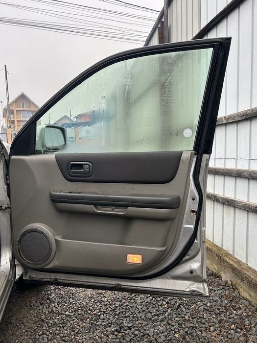 Usa Dreapta Fata Nissan X - Trail T30 2001 - 2008 SUV 4 Usi SILVER KYN (1412)