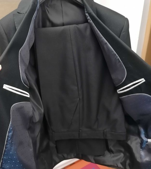 Costum barbatesc marimea 50