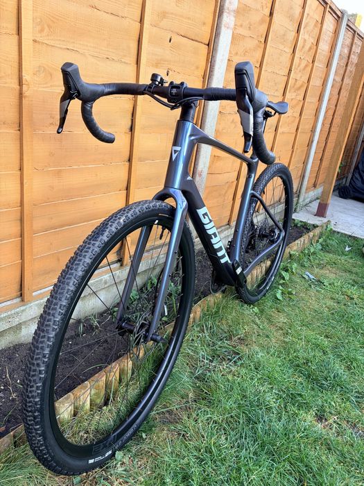 Giant revolt carbon