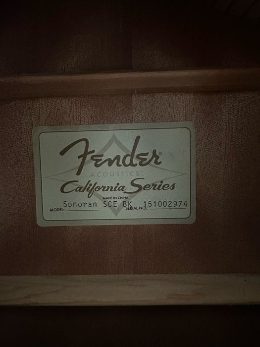 Fender Sonoran SCE Bk + комплект
