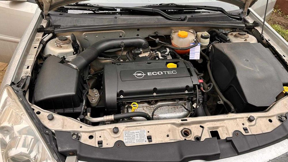 Opel Vectra 1.6i