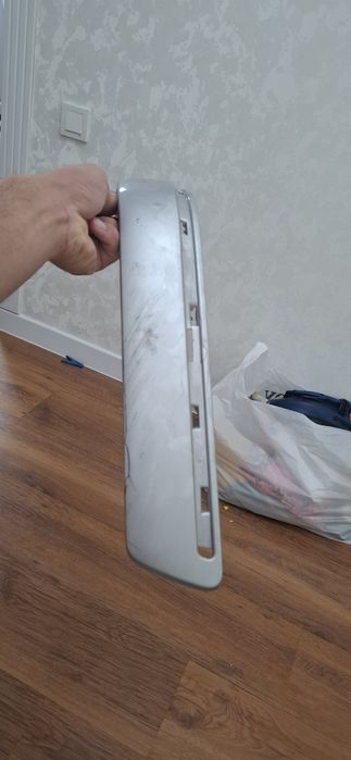 Мерседес 210 передний бампер молдинг