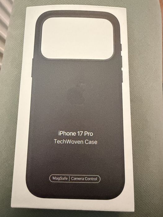 Husa iphone 17 pro tech-woven black