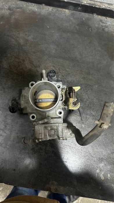 Дроссель Камри 20 2.2 американец