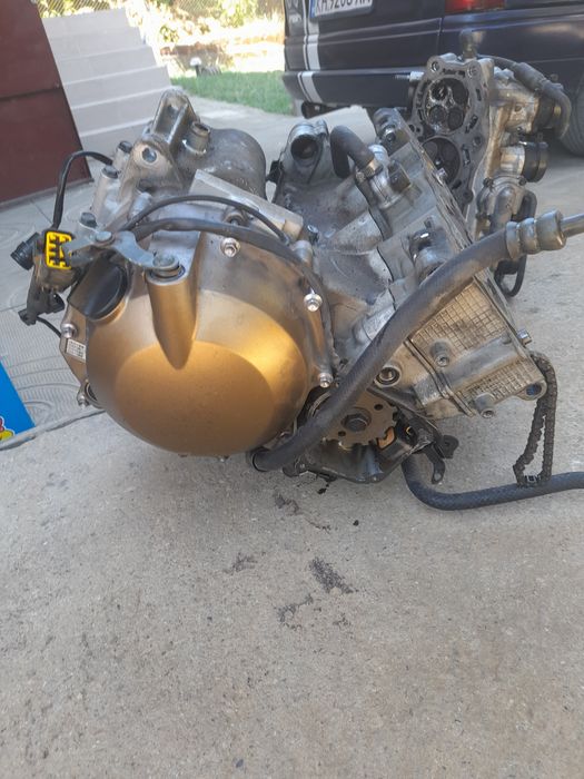 Kawasaki ninja zx6r 600 на части двигател