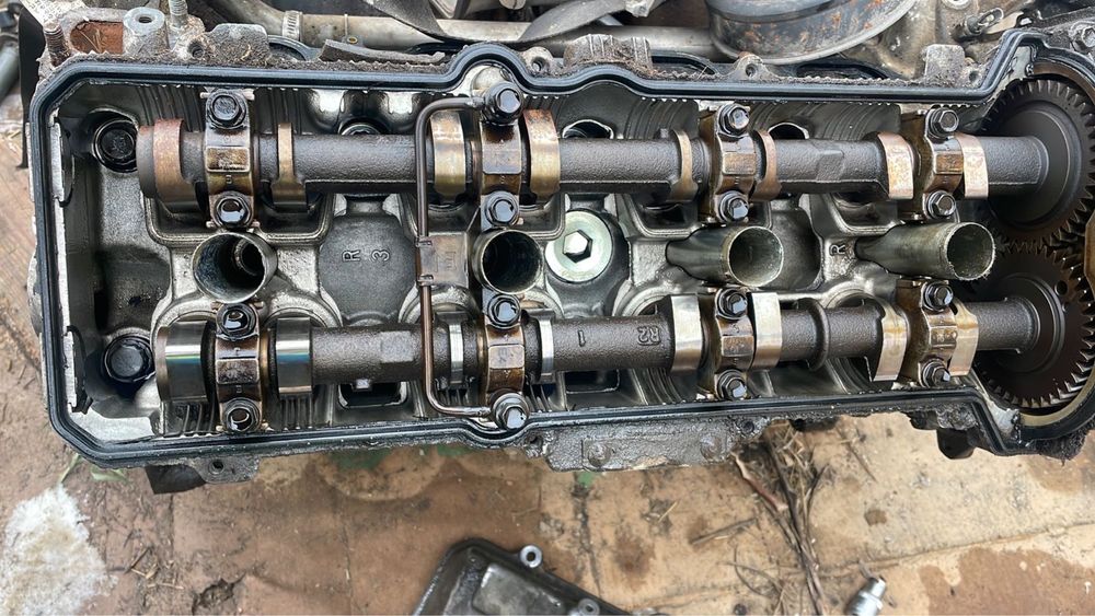 Головка от матора  лексус 470