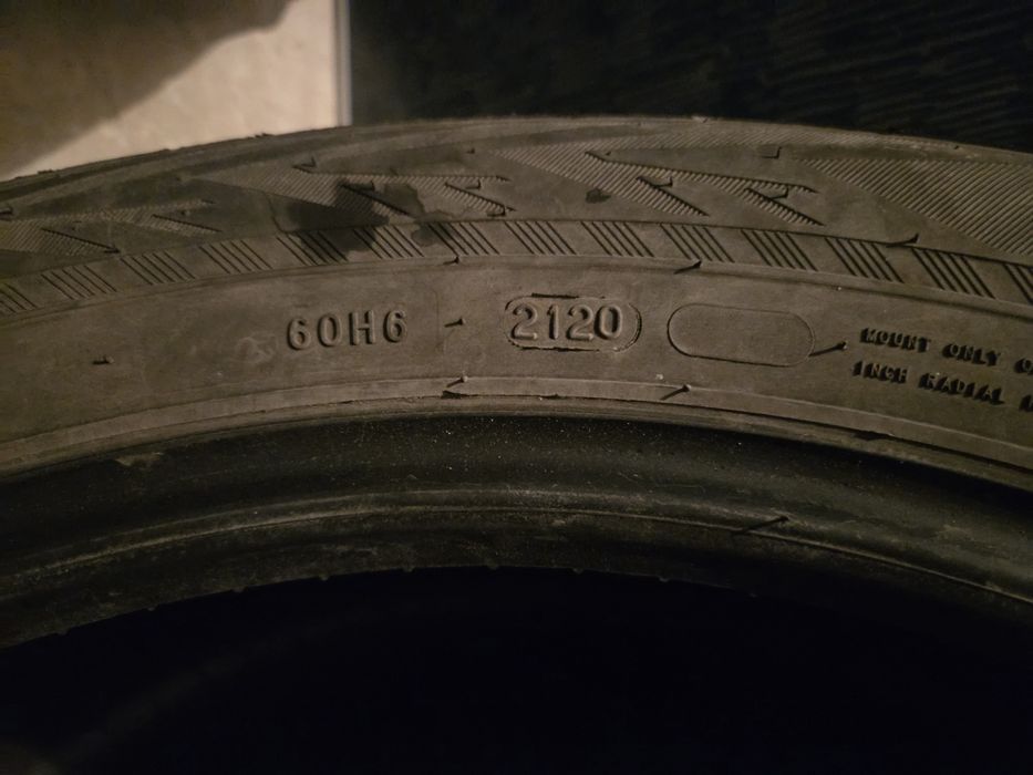 235/55 R18 NOKIAN de  IARNA