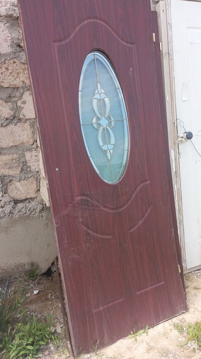 Бу есиктер сатылады