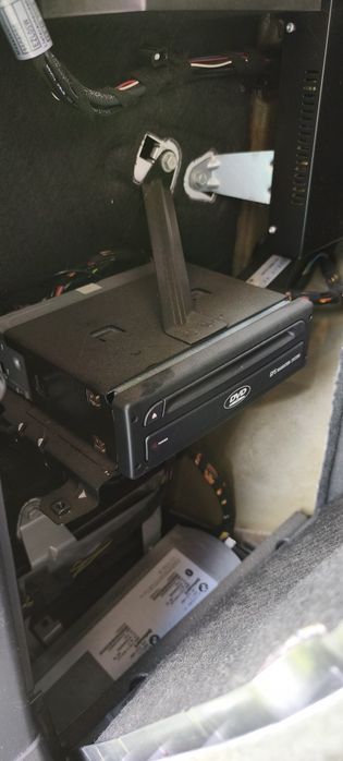 Vând monitor navigație plus unitate navigație BMW X3
