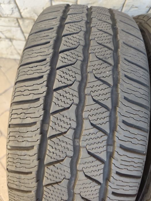 Зимни гуми Continental 225/55R17C dot2023  225/55/17