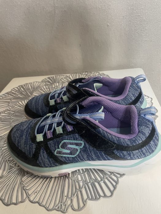 Adidasi fetite 32,33