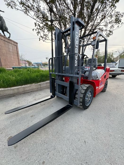 Погрузчик вилочный кара автокара