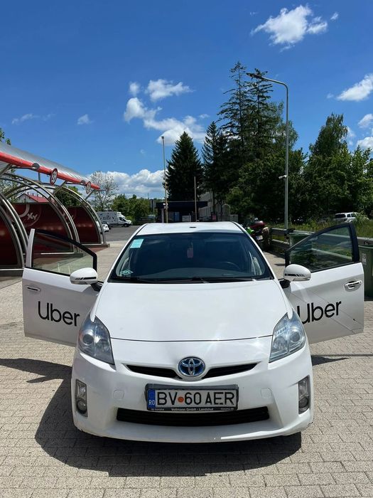 Toyota Prius prius 3 cu gpl si baterie hybrid fara erori, posibilitate rate