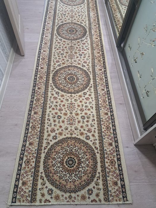 Продается ковровая дорожка