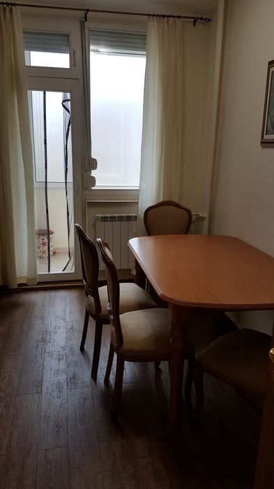 Дава се под наем Четиристаен апартамент в Плевен, Идеален център - 100 кв.м за 510 € - Снимка #11