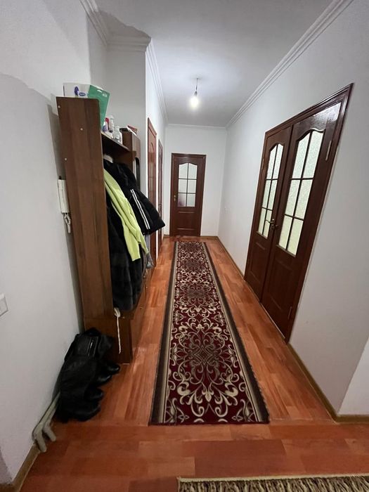 Срочно продамь 2 комнатный квартиру