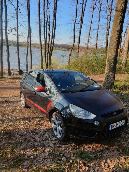Vînd Ford  s max