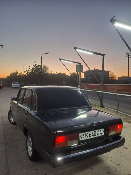 Vaz 2107 srochna sotiladi