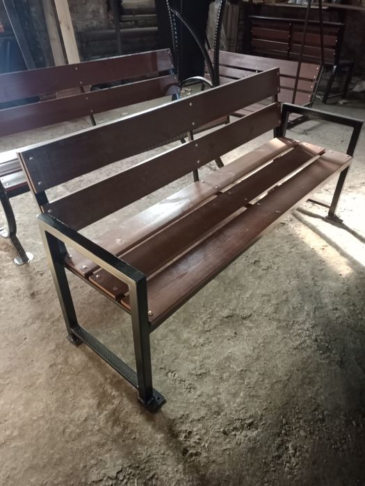 Лавочка в стиле лофт.