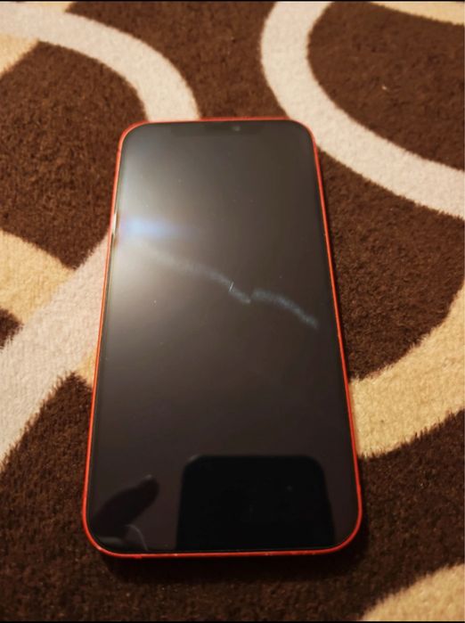 Vand iphone 12 Product red