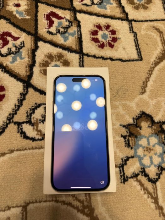 Айфон 16 өзі белый