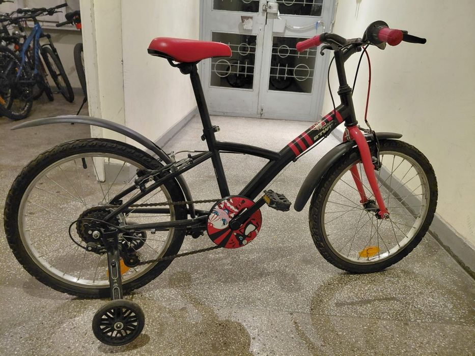 Vând bicicletă pentru copii