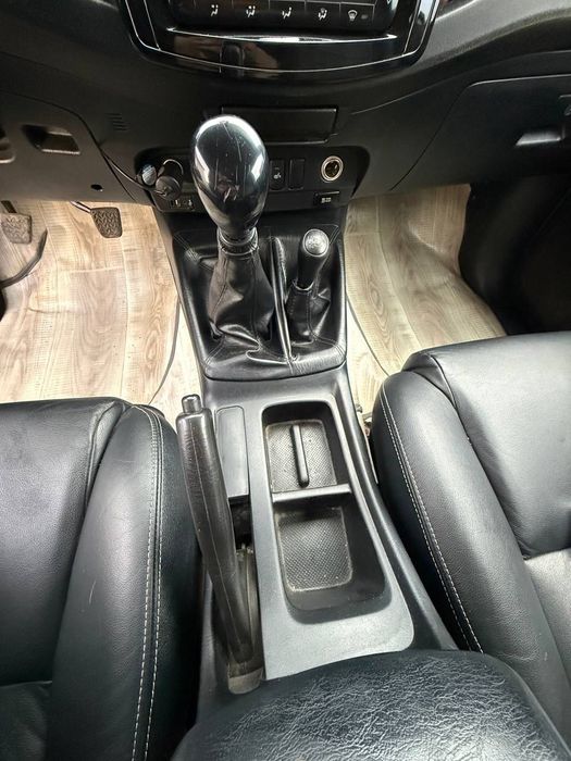 Продам Toyota hilux