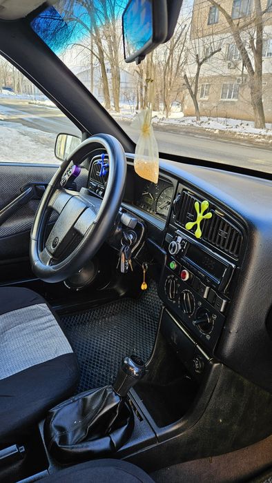 Продам пассат 1993года