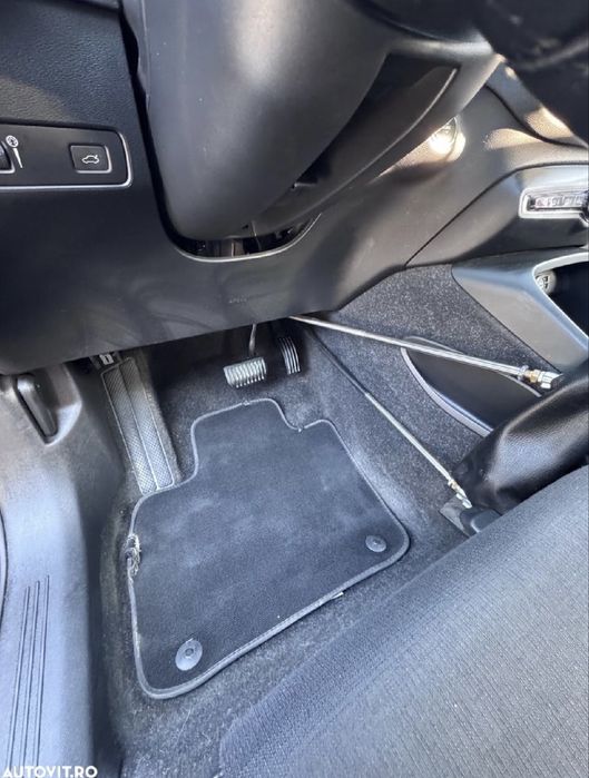 Vând Volvo xc 40 modificat pentru Handicap suventie stat
