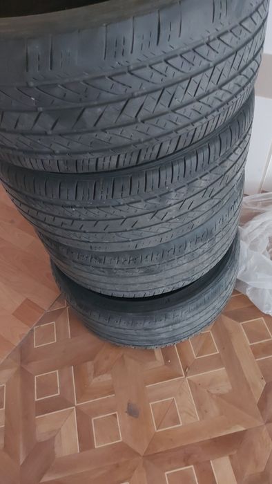 Продам шыны летны камри 75