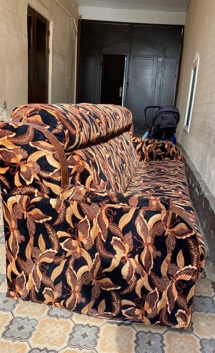 Продается диван б/у