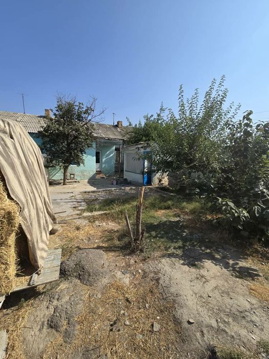 Продеотся дом с участком