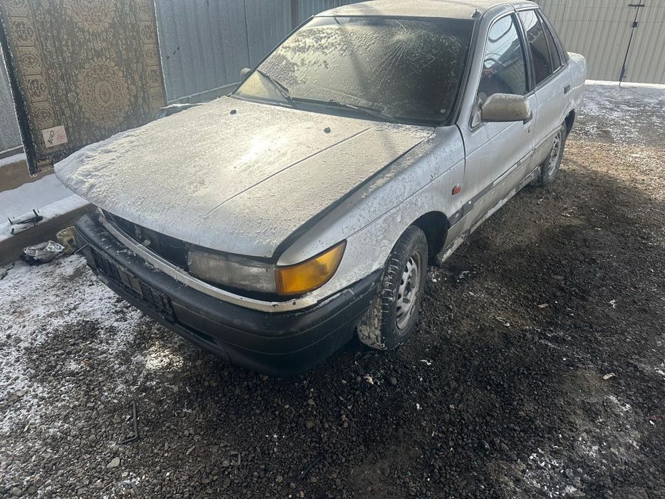 Митсубиси лансер