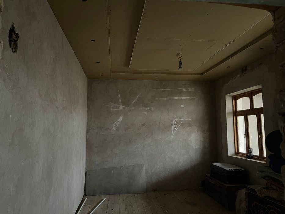 Арентр  Кушчи, парчайуз, 5 - Чи