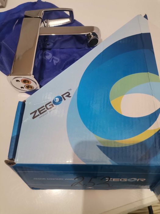 Смеситель "ZEGOR"