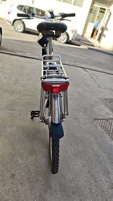 Vând bicicleta GiantTrooper Full Suspension