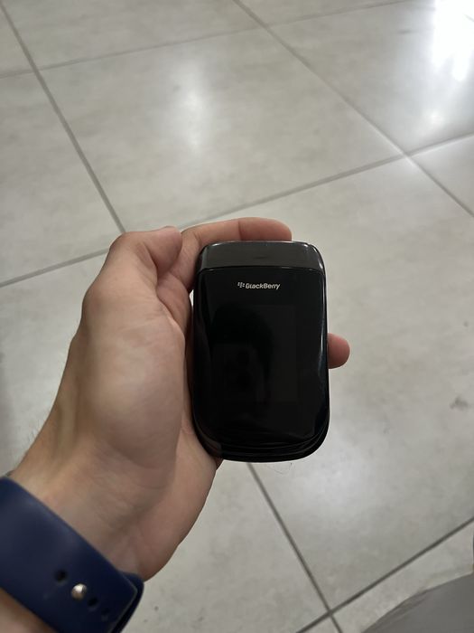 Blackberry 9670