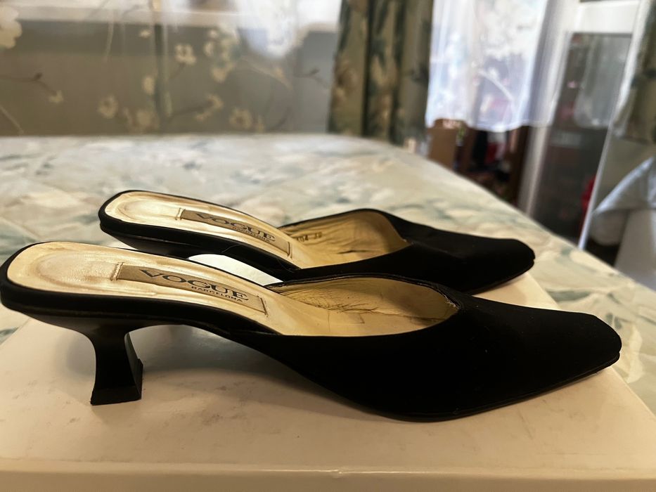 Продавам елегантни обувки VOGUE Barcelona – номер 38