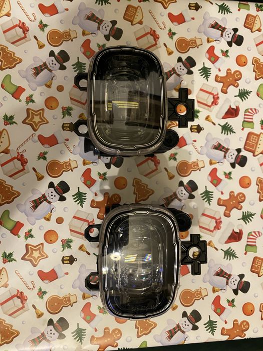 Vînd proiectoare led renault clio5 2022