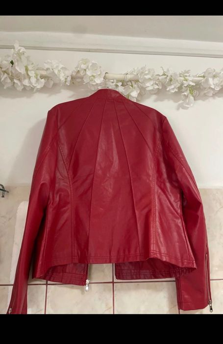 geaca old money de piele rosie