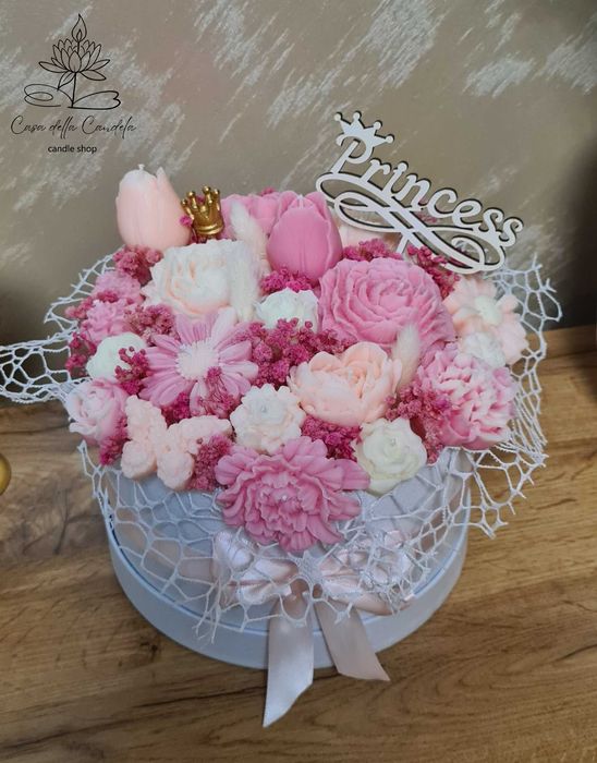 Букет от соеви свещи