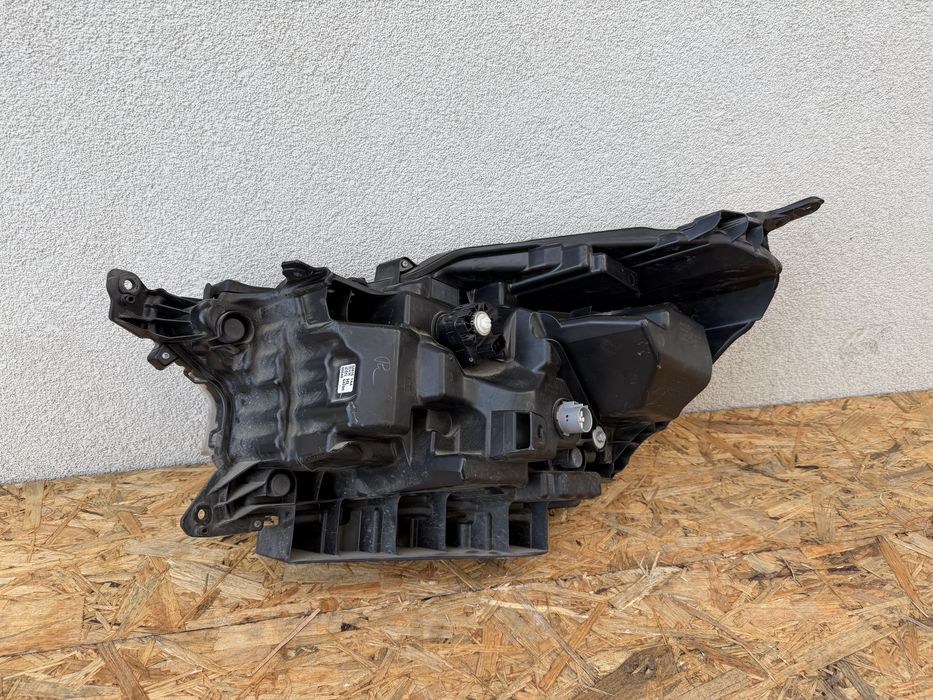Far dreapta Suzuki SX4 S Cross 2021+ Full LED Original Europa