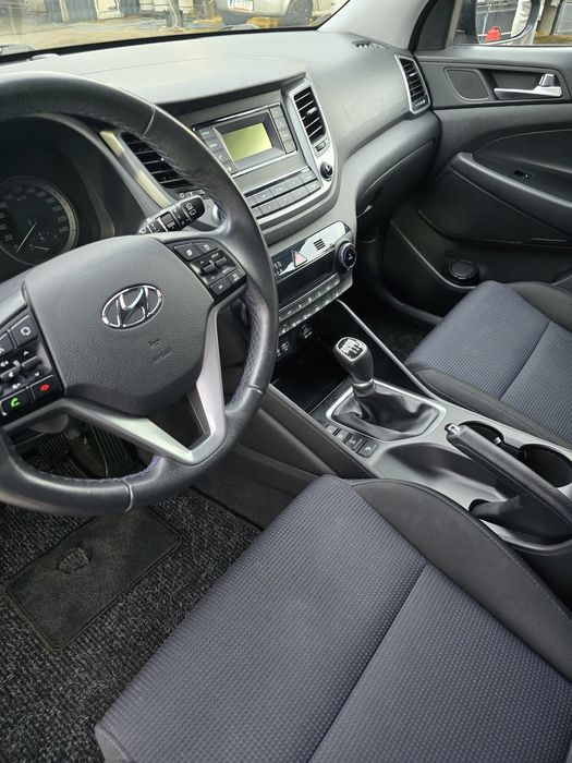 Hyundai Tucson 2.0 CRDi 4x4 136CP, 97.000 km Primul proprietar, Achiziționată RO