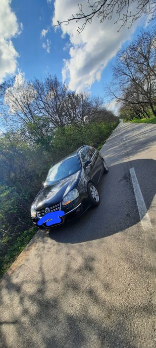 Vand Golf 5 , utilizat , an 2008