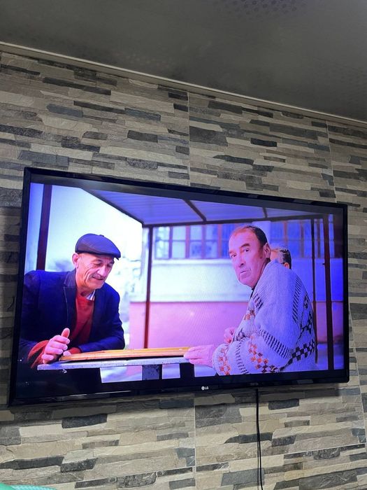 LG Smart 43 Web Os 4K Ideal holatda Aybi yoq