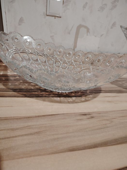 Срочно продам вазу для фруктов