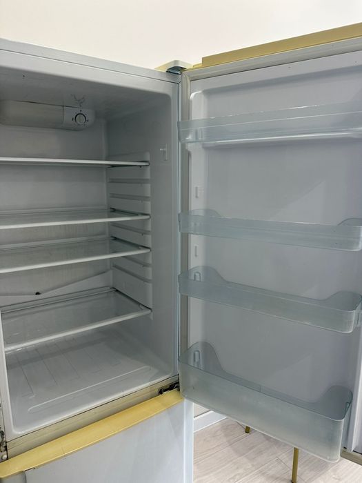 Продам холодильник б/у