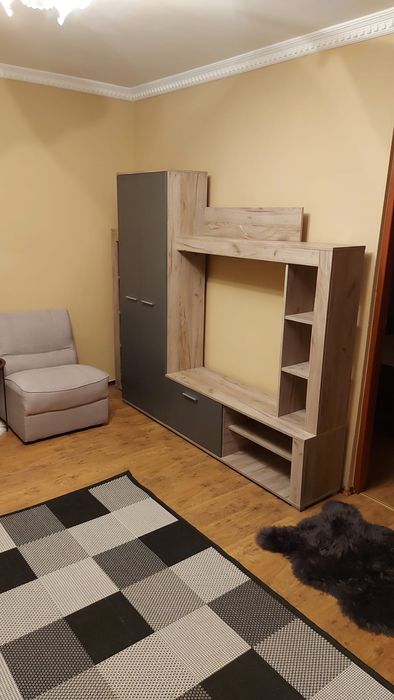 Inchiriez apartamen 2 camere