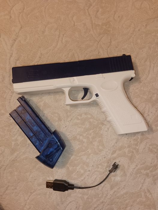 Воден пистолет на батерии