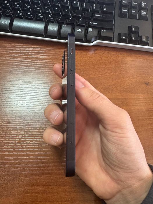 Iphone 12 mini radnoy